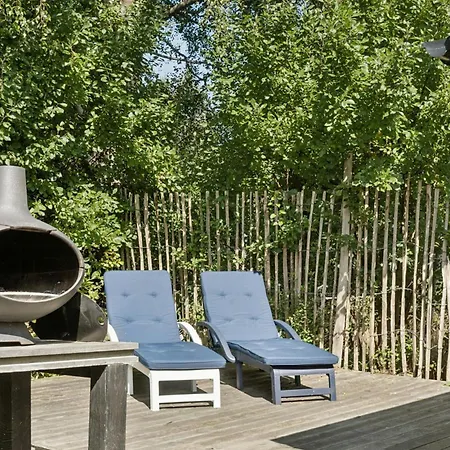 Wooden House With Wild Garden By Sejero Bay Kalundborg