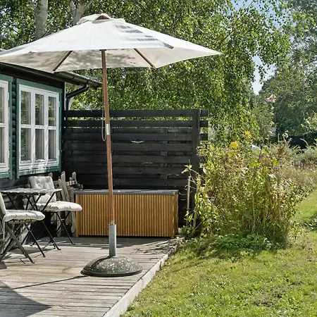 Tatil Evi Wooden House With Wild Garden By Sejero Bay