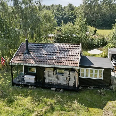 Tatil Evi Wooden House With Wild Garden By Sejero Bay *