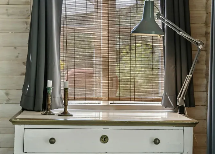 Wooden House With Wild Garden By Sejero Bay Hébergement de vacances *